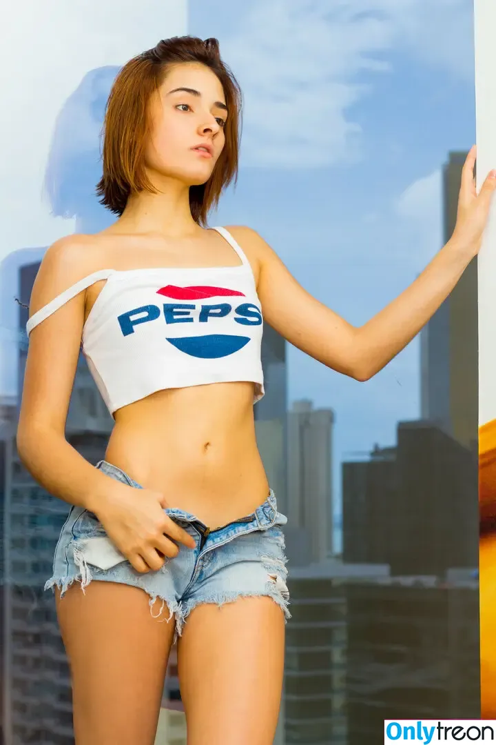 Maripaez nude photo #0209 (Maripaez)