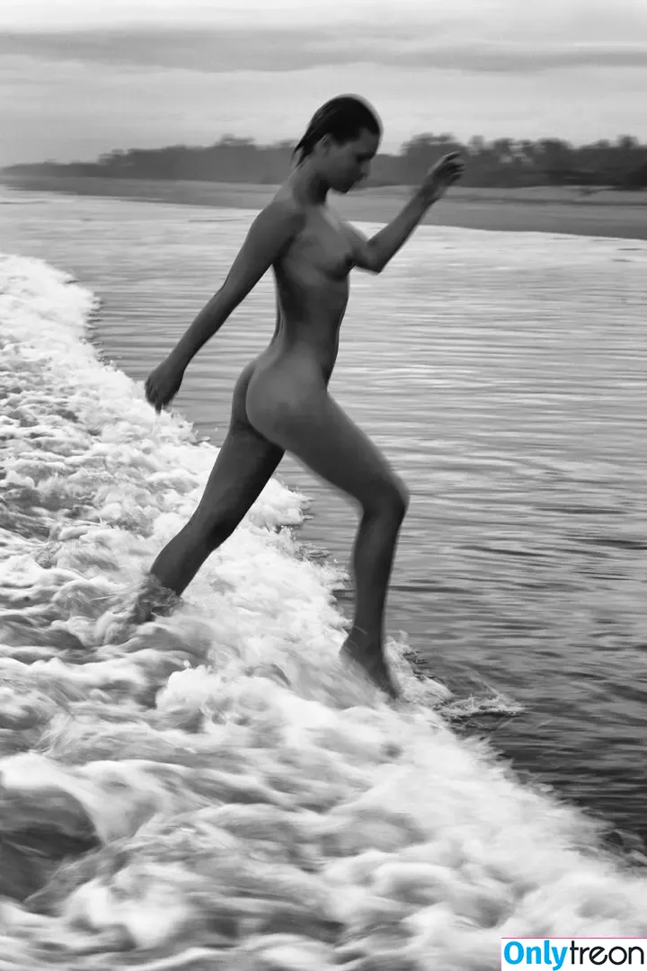 Marisa Papen nude photo #0516 (formarisapapen)