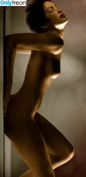 Mariska Hargitay / therealmariskahargitay nude photo #0135