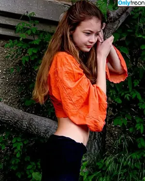 nude photo #0010