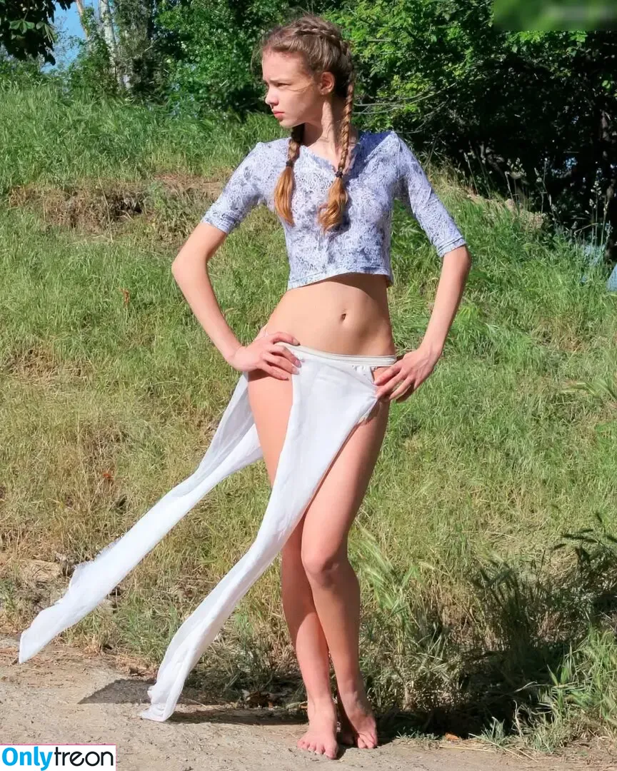 Mariy Turner nude photo #0001 (Mariy Turner)