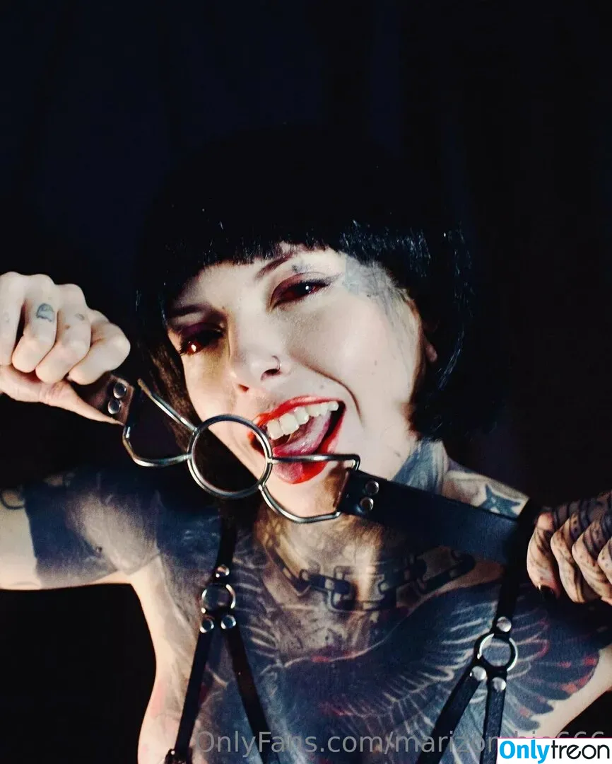 marizombie666 nude photo #0007 (sensual_lens)