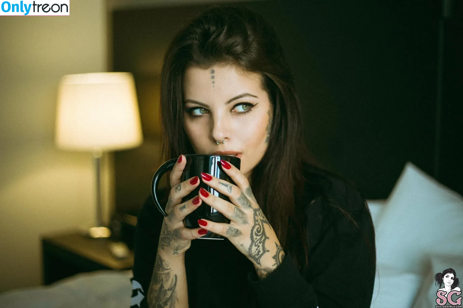 Marjo Suicide голая photo #0037 (marjosuicide / sg_marjo)