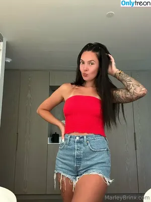 marleybrinx / marley_brinxy nude photo #0336