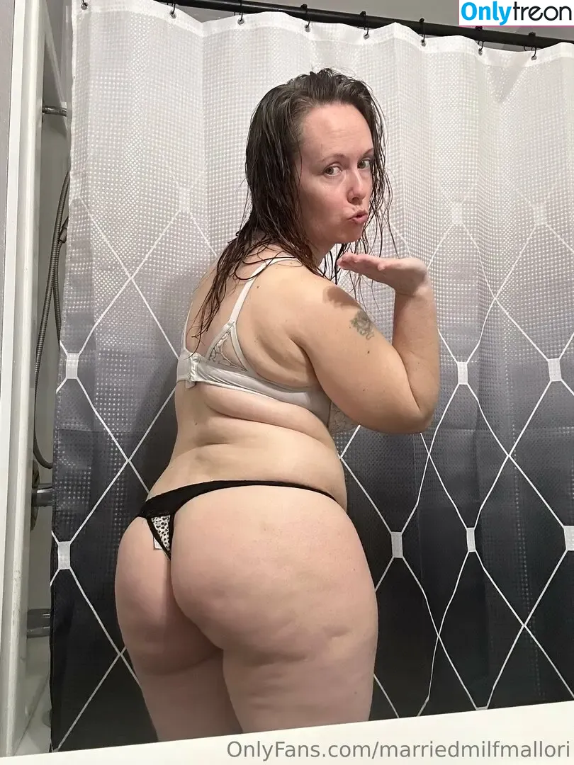 marriedmilfmallori nude photo #0093 (marriedcouple_2016)