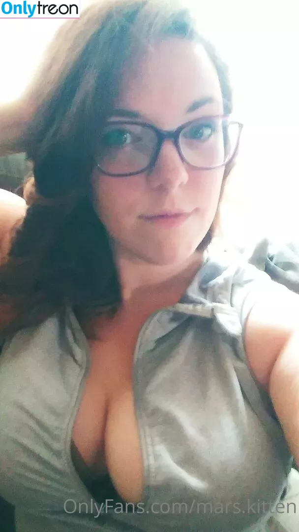 mars.kitten nude photo #0035 (marskitten70)