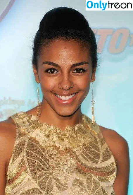 Marsha Thomason голая photo #0021 (iammarshathomason)