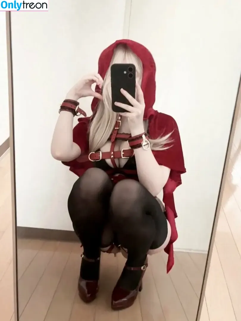 marthineg nude photo #0071 (iluvmysimps / marthine / mcosp / moreforme69)