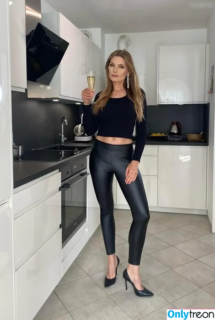 Martina Kaiser голая photo #0033 (martinakaiser)