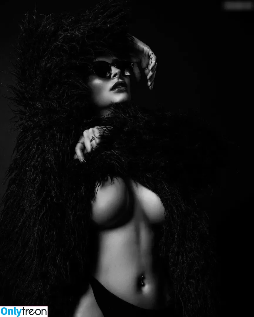 Martina Lackner ehem. Barbierella голая photo #0003 (martina__lackner)