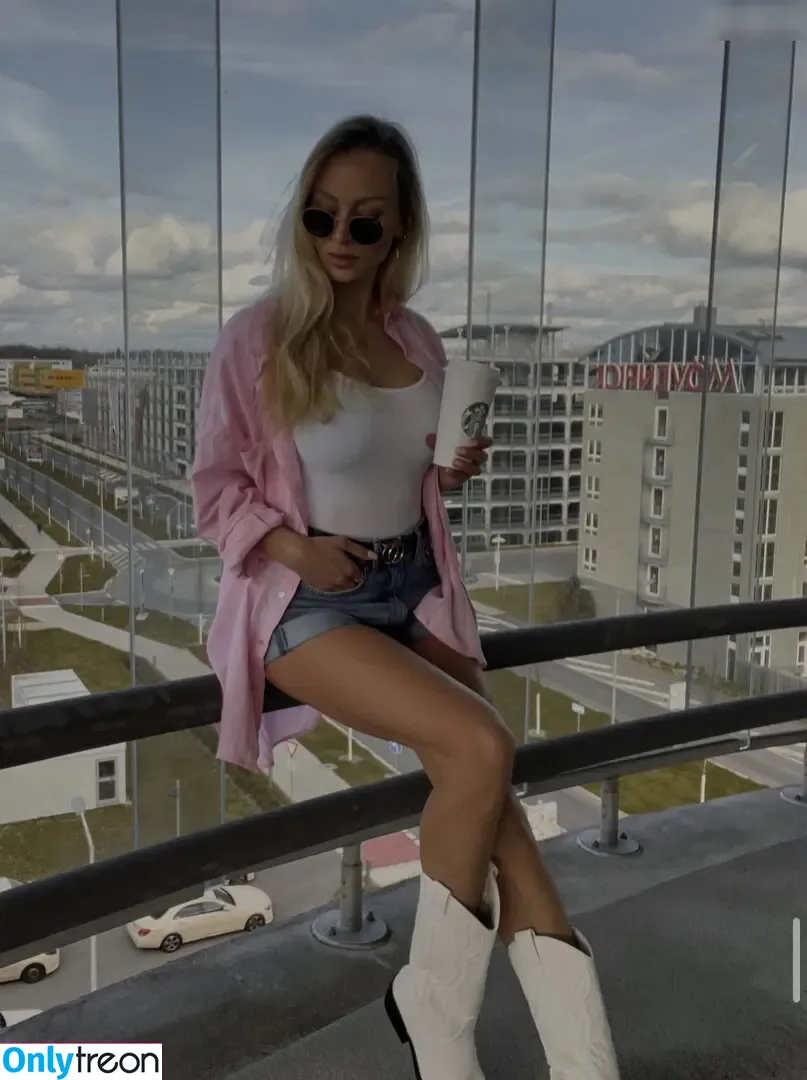 Martina Lackner ehem. Barbierella голая photo #0063 (martina__lackner)