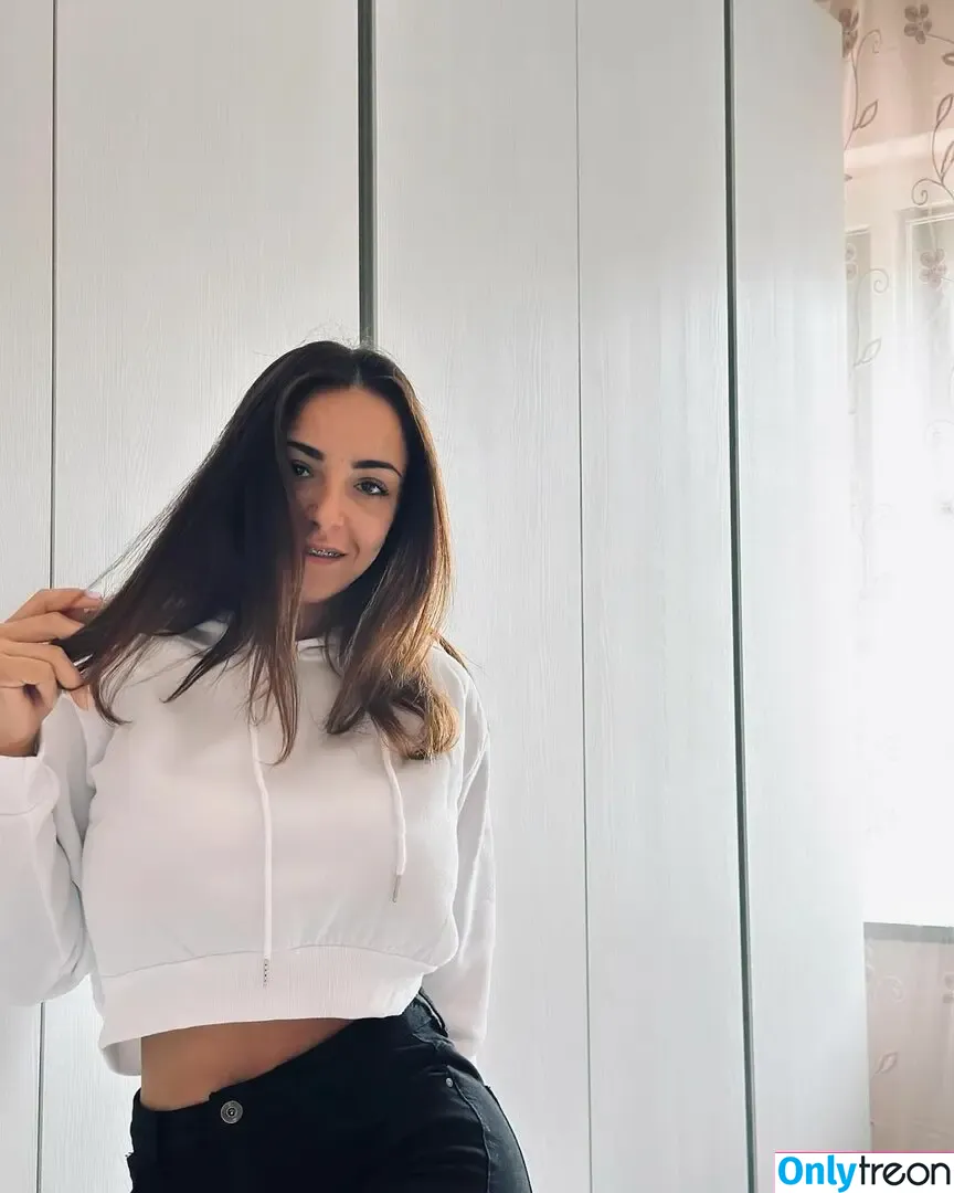 Martina Lucarelli голая photo #0023 (martinalucarelli)