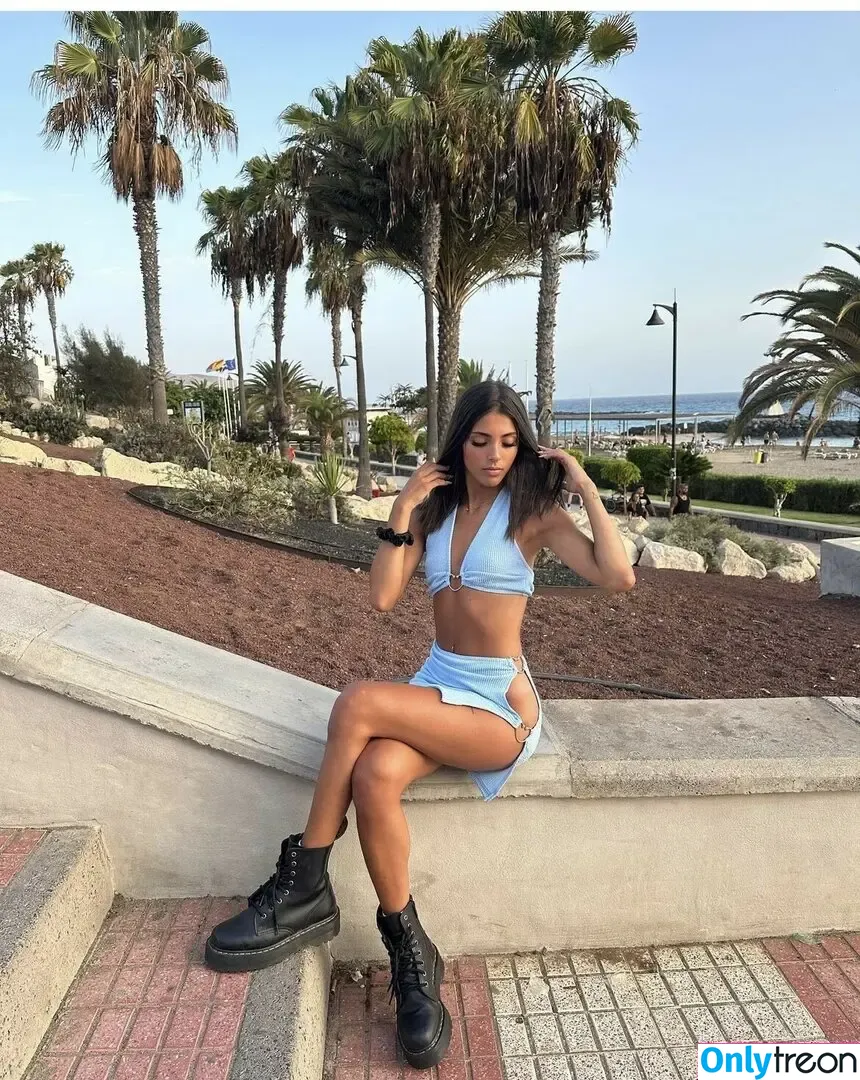 Martinapecchio nude photo #0003 (Martinapecchio)