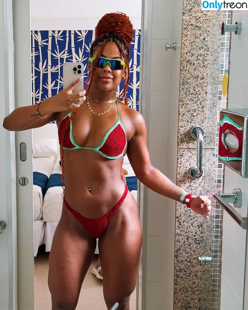 Marvvila nude photo #0123 (Marvvila)