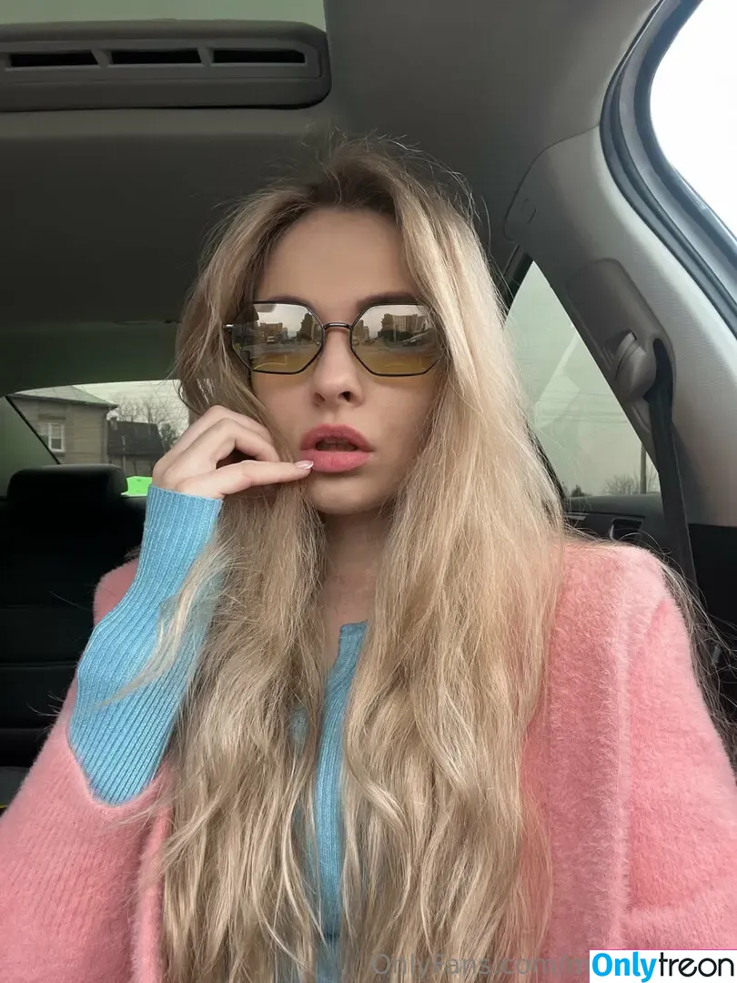 mary_faraay голая photo #0001 (mary.faraay)