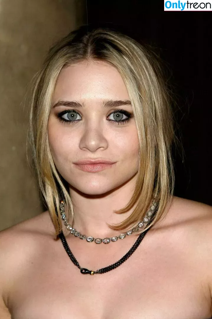 Mary-Kate Olsen nude photo #0010 (marykateolsen__ / tskatieolsen)