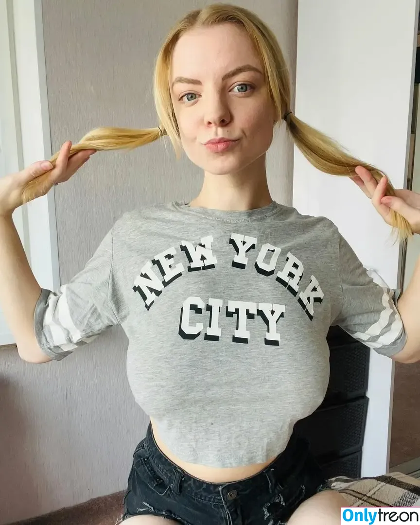 Mary Moor голая photo #0005 (marymoorx / marymoorxvip)