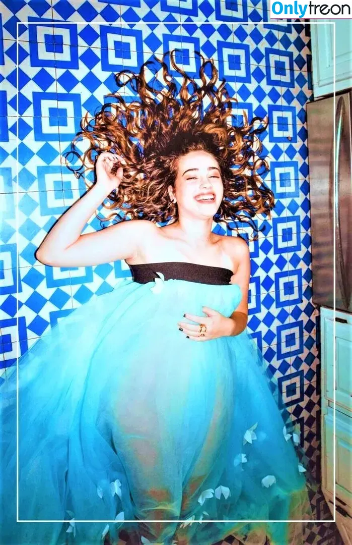 Mary Mouser nude photo #0011 (missmarymmouser)