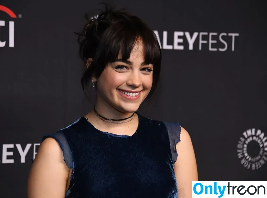 Mary Mouser nude photo #0024 (missmarymmouser)