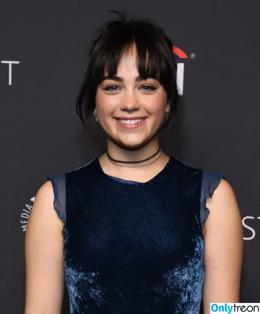 Mary Mouser nude photo #0025 (missmarymmouser)