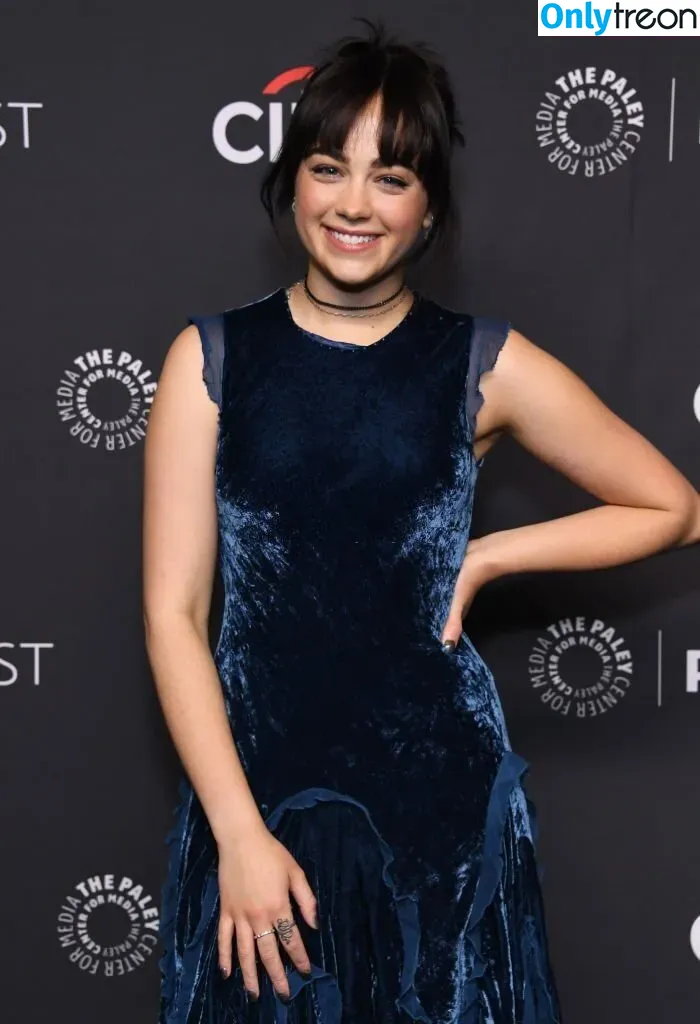 Mary Mouser nude photo #0027 (missmarymmouser)