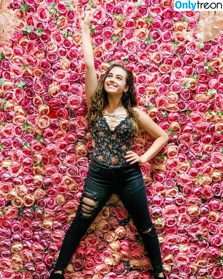 Mary Mouser голая photo #0088 (missmarymmouser)