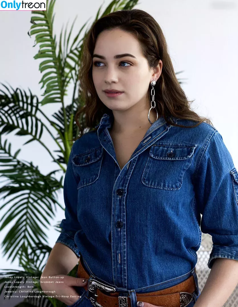 Mary Mouser nude photo #0099 (missmarymmouser)
