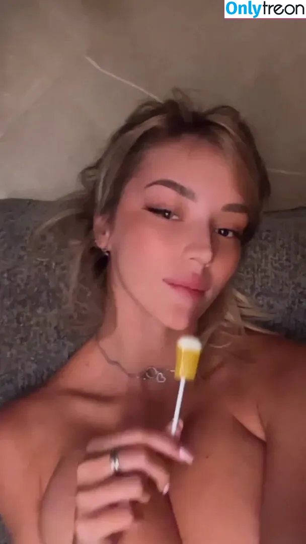 Mary Nabokova nude photo #0208 (Mary.nabokova / mary_nabokova)