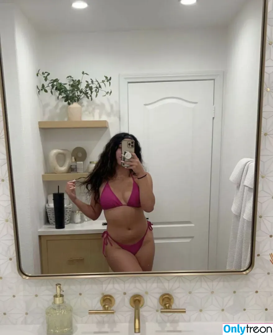 Mary Noura голая photo #0097 (marynouraa / princessjasmine3)
