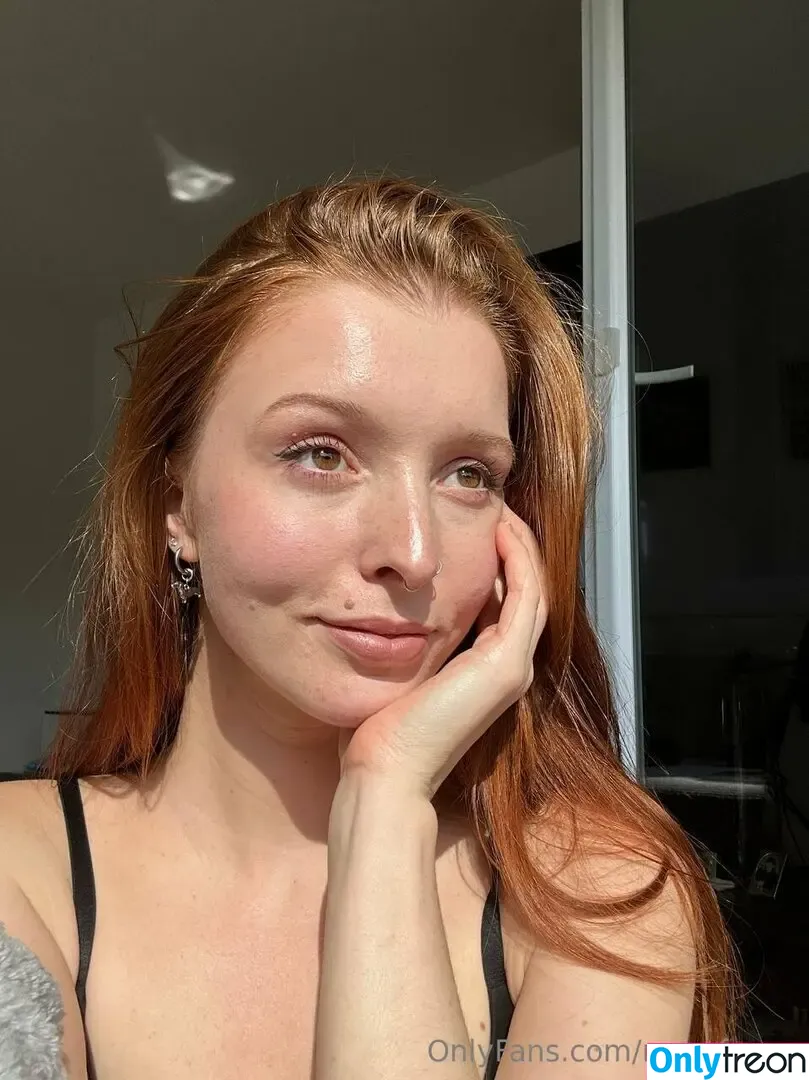 maryfoxyy nude photo #0272 (Mary Foxy redhead / kisstheredfox / maryfoxpottery)