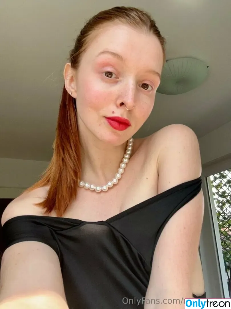 maryfoxyy nude photo #0290 (Mary Foxy redhead / kisstheredfox / maryfoxpottery)