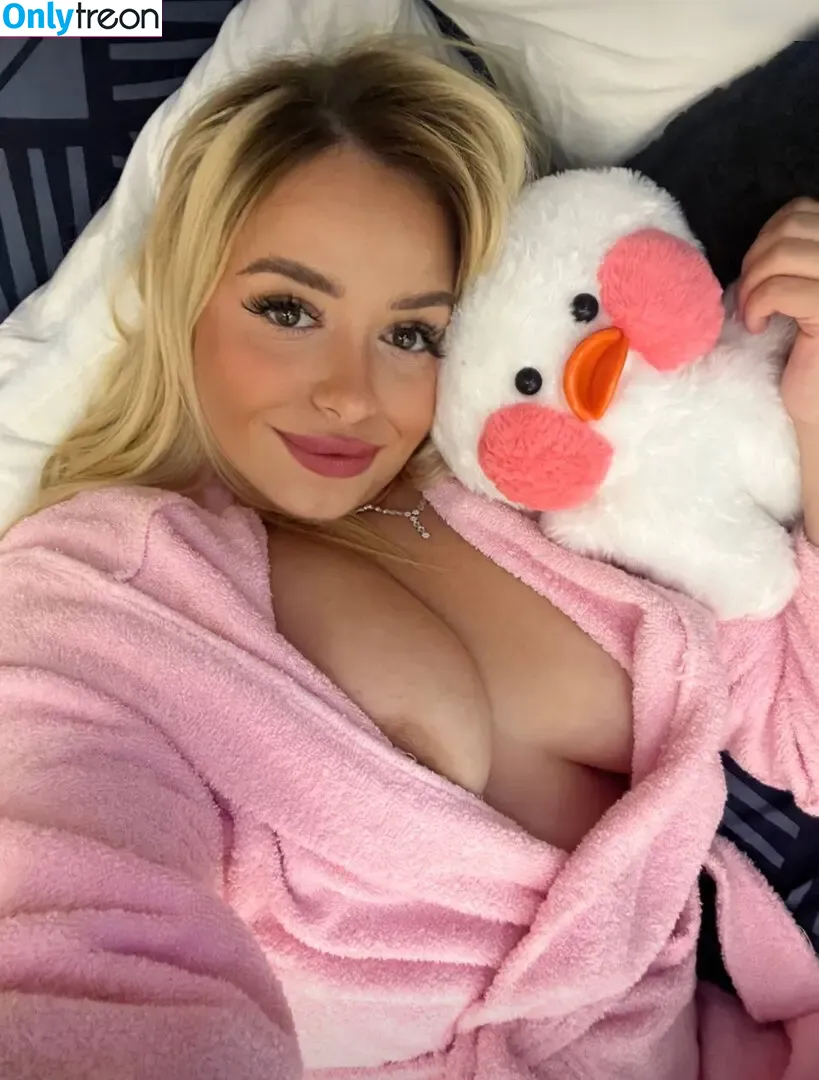 maryoffiziell nude photo #0140 (maryoffiziell)