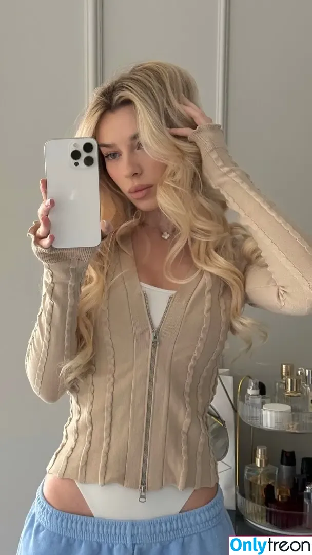 maryymme nude photo #0008 (maryme_myr / maryy.mme)