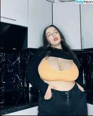  nude photo #0002
