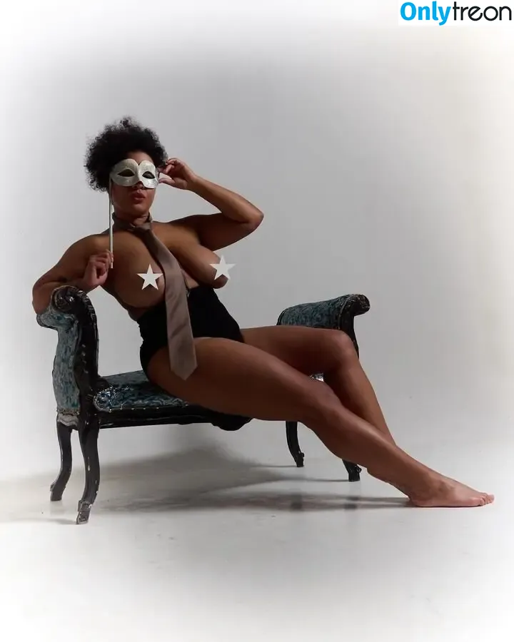 MaSKaPhotoModel nude photo #0008 (maska_model)