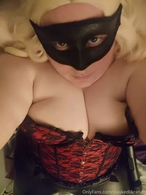 maskedlibrarian / maskedlibrary nude photo #0027