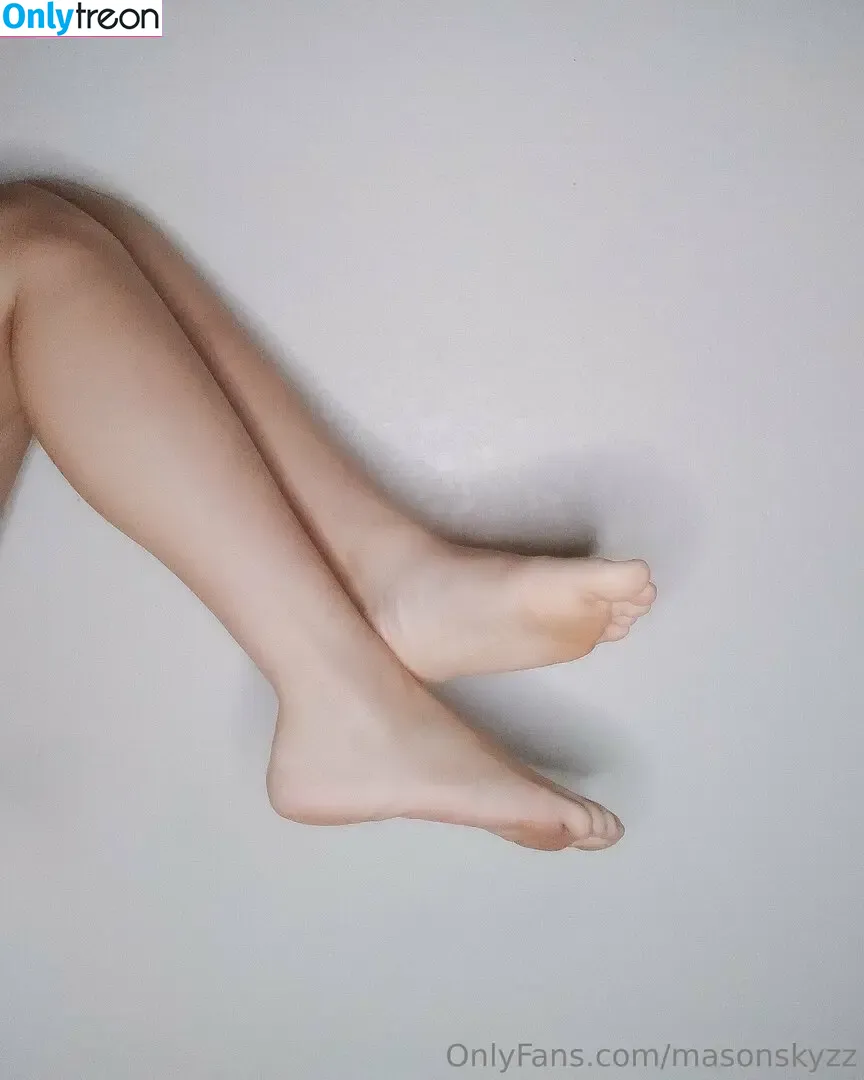 masonskyzz nude photo #0075 (masonskyzz)