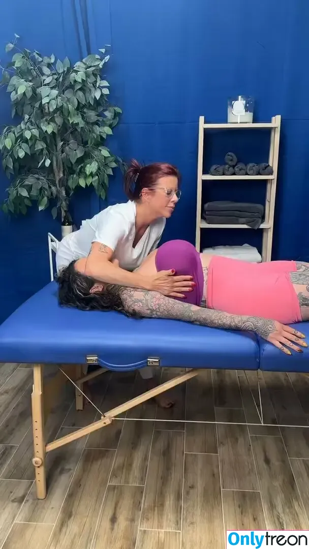 massagemistress голая photo #0114 (officialmassagemistress)