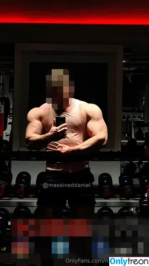massiveddaniel / massive._d фото голая #0028