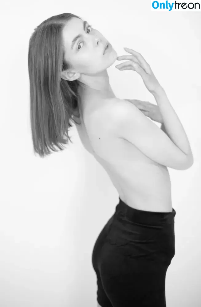 Mathilda Toresdotter голая photo #0010 (Mathilda Toresdotter)