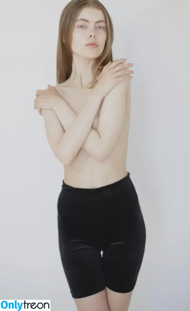 Mathilda Toresdotter голая photo #0011 (Mathilda Toresdotter)