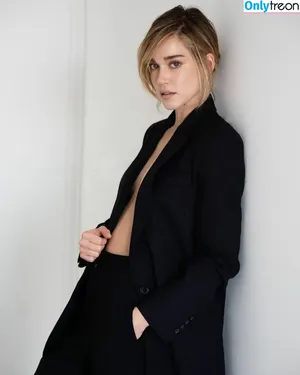 Matilda Lutz / matildalutz фото голая #0018