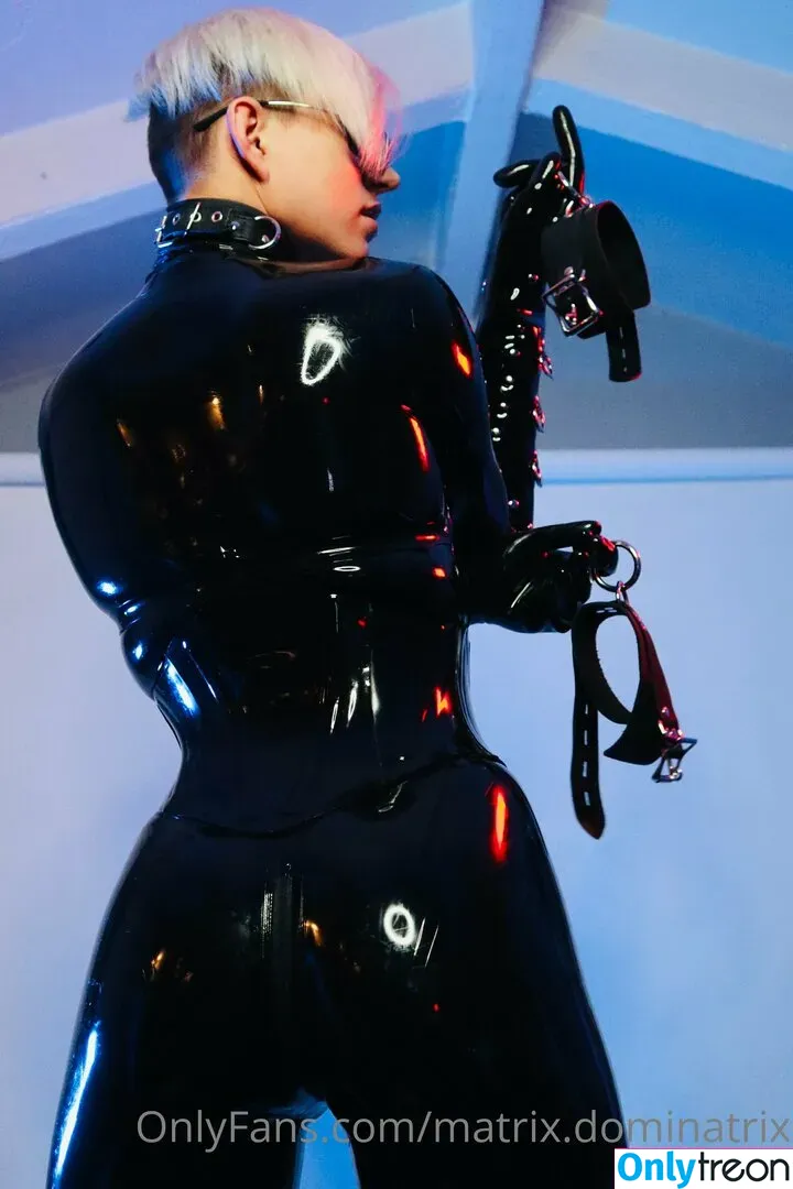 matrix.dominatrix голая photo #0048 (Master Trinity / Master_trinity_ / _trnty_)