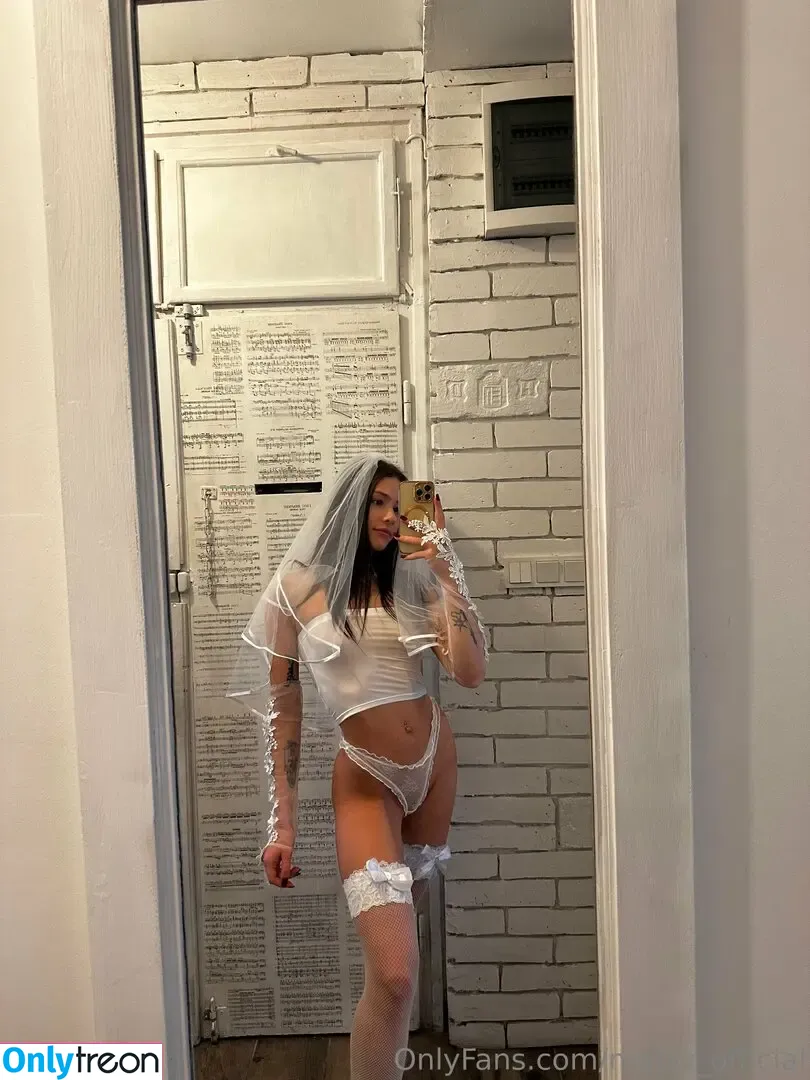 matty_official nude photo #0009 (matty.official)
