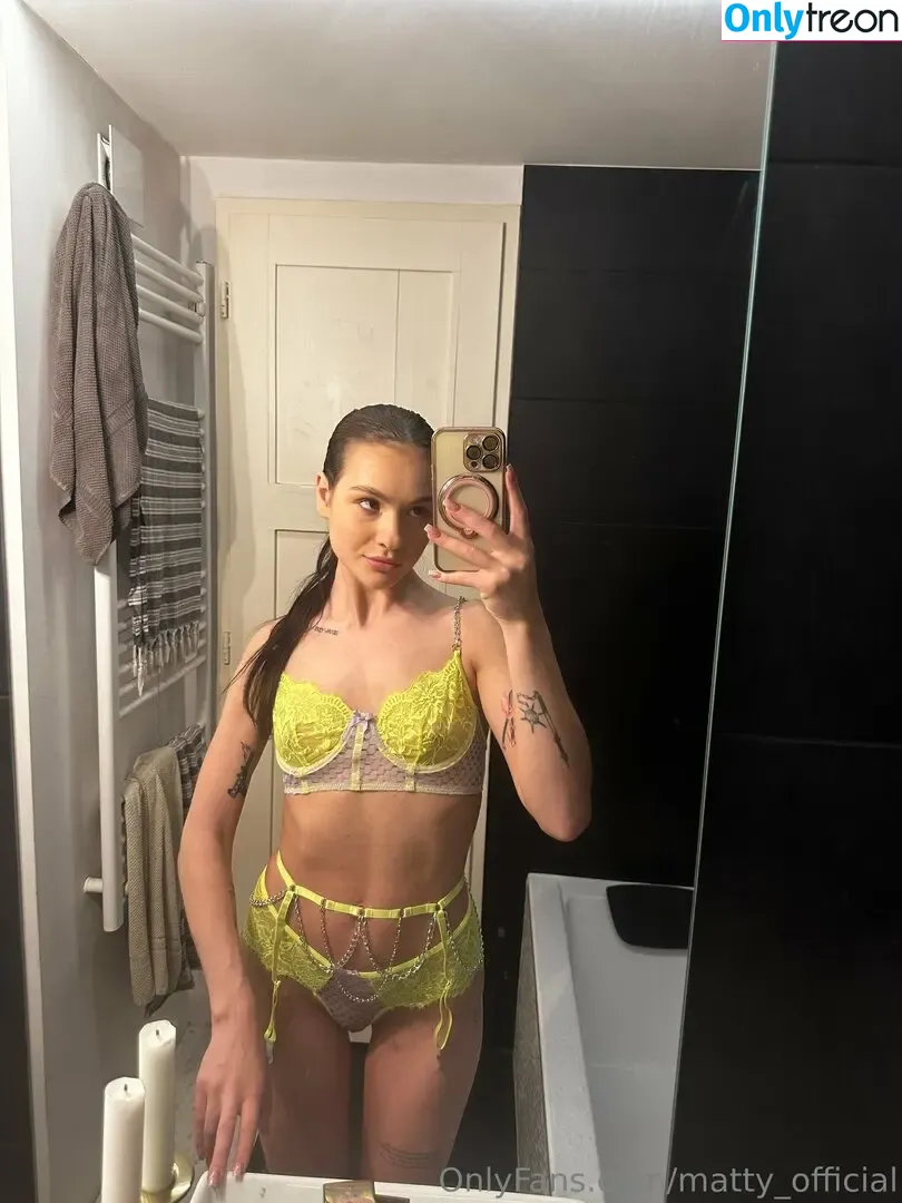 matty_official nude photo #0013 (matty.official)