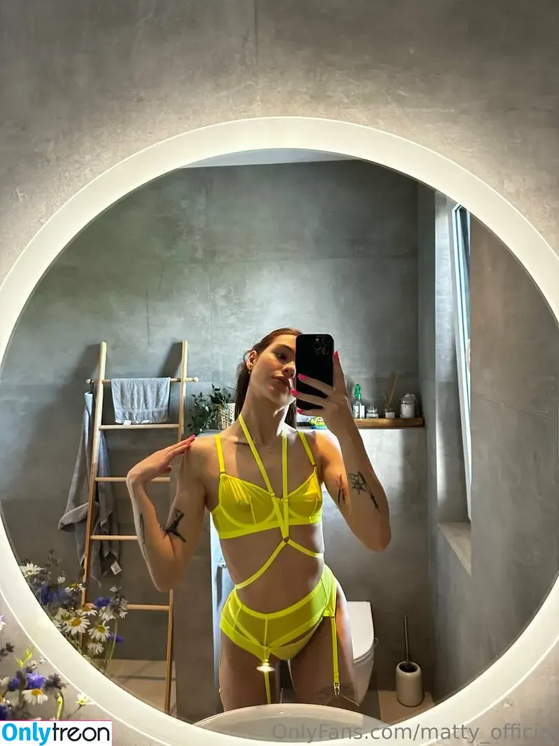 matty_official nude photo #0032 (matty.official)