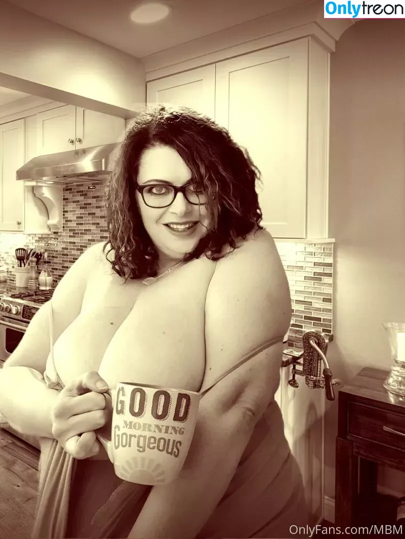 maturebustymom nude photo #0014 (thebusymommylife)