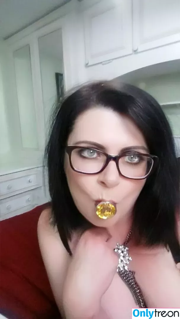 maturebustymom nude photo #0015 (thebusymommylife)