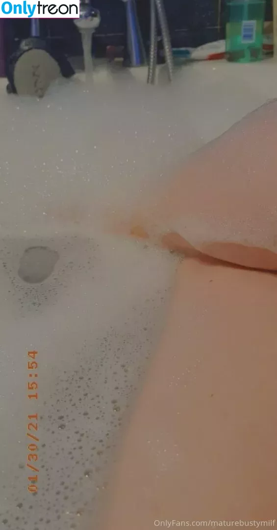 maturebustymom nude photo #0030 (thebusymommylife)