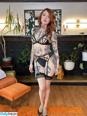 Maud Franklen / maudnoir / maudsuicide nude photo #3330